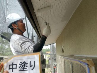 ②軒天中塗り