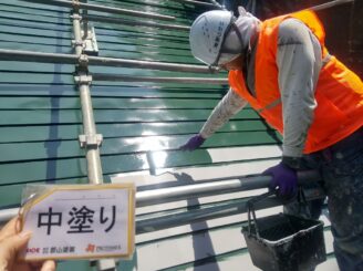 屋根中塗り